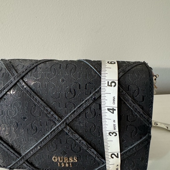 GUESS Embossed Black Crossbody Bag - Picture 4 of 7